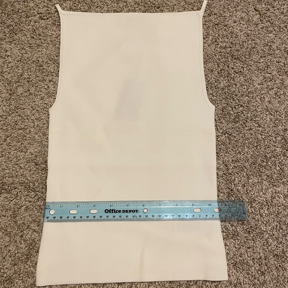 Aritzia Babaton Reputation Tank Top White Small - Picture 6 of 6